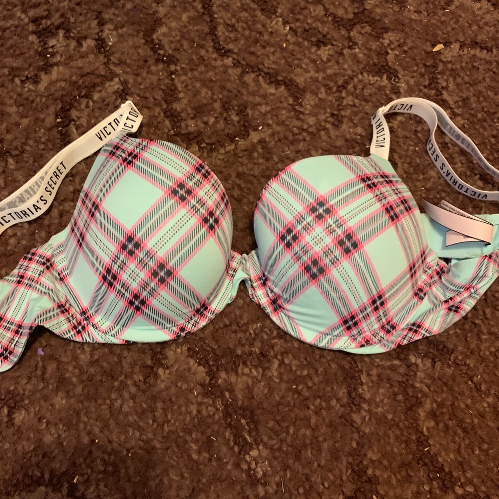 Victoria secret bra